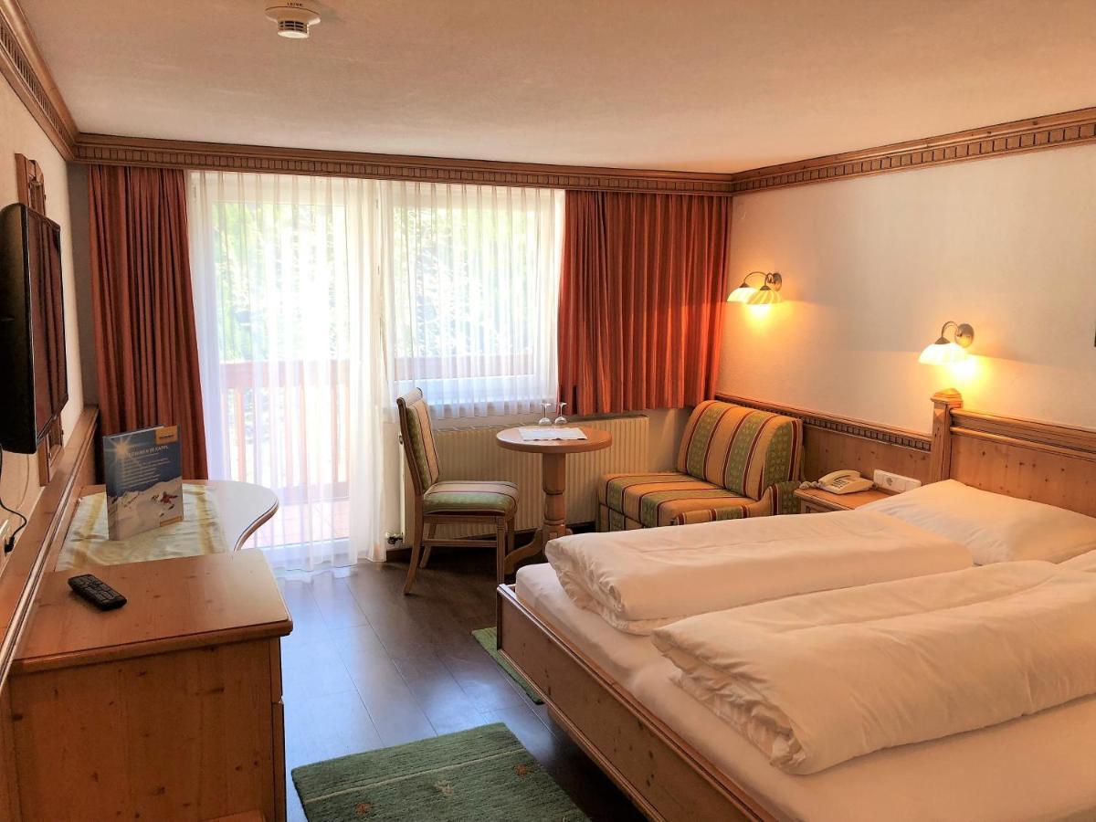 Hotel Garni Central - Zimmer - Studios - Apartments Kappl  Exterior foto